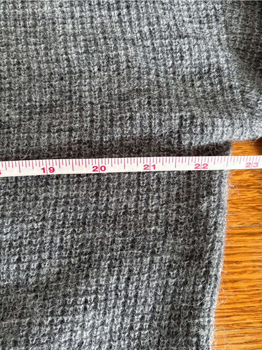 Quince Heather Gray Women’s baby alpaca Sweater NWT - Picture 5 of 6